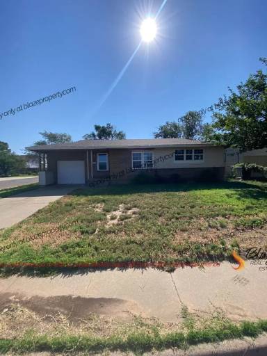 Main picture of 1516 Birch St