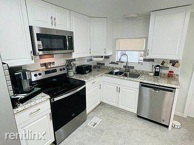 Main picture of 4312 Kings Dr