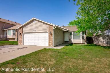 Main picture of 5446 W Aristada Ave