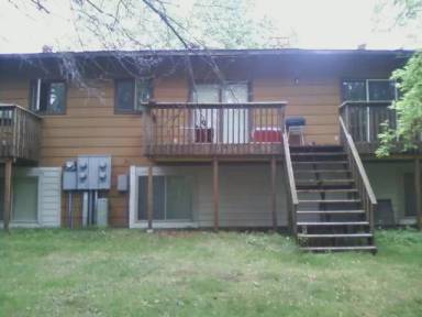 Main picture of 841 Doberman Ct SE