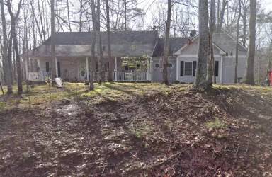 Main picture of 115 Windy Gap Rd