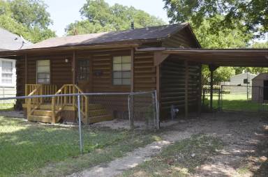 Main picture of 3830 Leland Ave