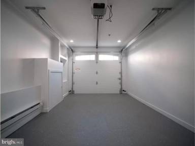 Main picture of 2028 Annin St