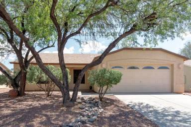 Main picture of 7753 W Rising Moon Way