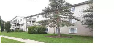 Main picture of 555 Deepwoods Dr