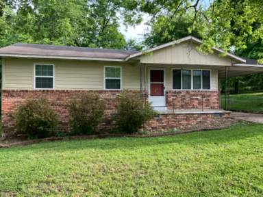 Main picture of 2205 Bledsoe St