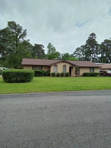 Main picture of 2030 Beth Ln