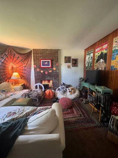 Main picture of 403 N Roosevelt St