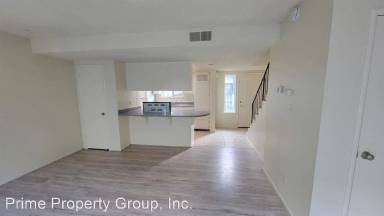 Main picture of 5612 Hillsdale Blvd