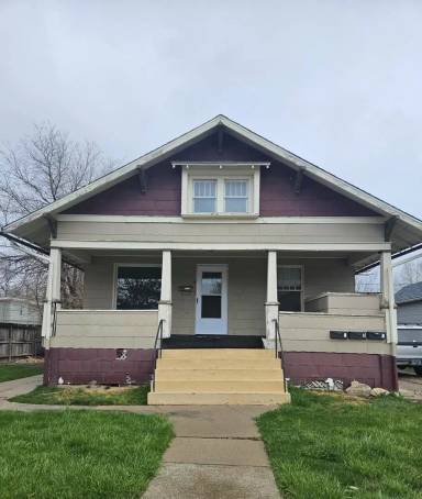 Main picture of 423 S Beech St