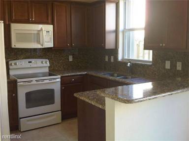 Main picture of 8647 NW 113th Ct