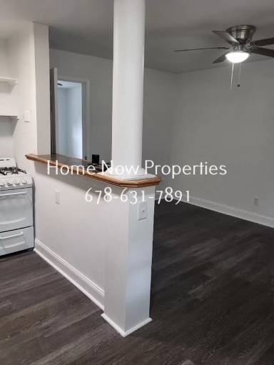 Main picture of 1414 Euclid Ave NE