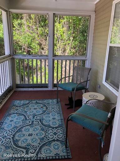 Main picture of 5608 Cottage Hill Rd