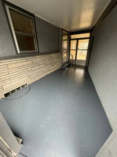 Main picture of 2770 Tremont Rd