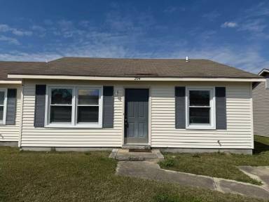 Main picture of 204 Appaloosa Dr