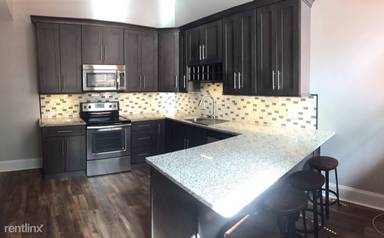 Main picture of 2122 Saint James Ave