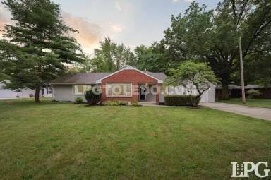 Main picture of 944 Pine St