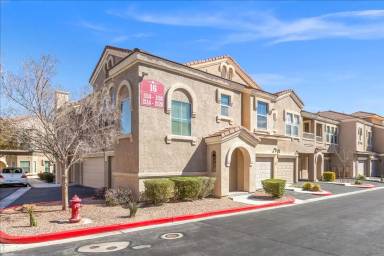 Main picture of Chateau Versailles