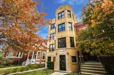 Main picture of 2735 N Francisco Ave