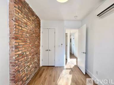 Main picture of 435 DeKalb Ave