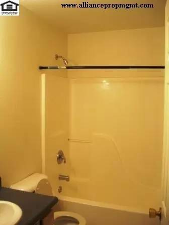 Main picture of 701 Mantle Dr