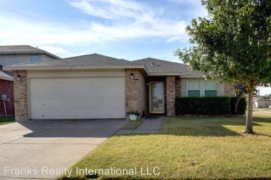 Main picture of 957 Stone Chapel Way