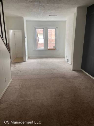 Main picture of 618 Cross St