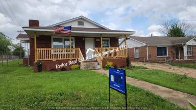 Main picture of 201 S Spurr St