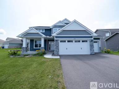 Main picture of 7384 203rd St W