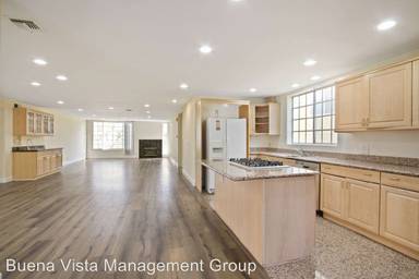 Main picture of 12019 Rochester Ave