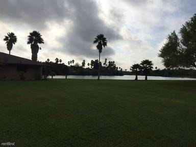 Main picture of Lakeside Apartments