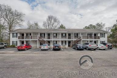 Main picture of 4203 20th St NE