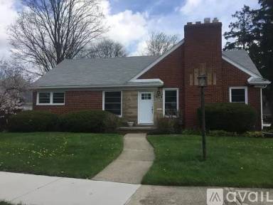 Main picture of 4400 Seminole Dr