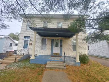Main picture of 718 W Jackson St