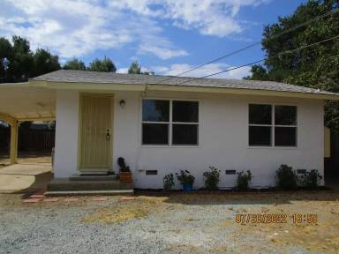 Main picture of 145 Tennant Ave