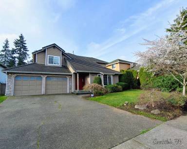 Main picture of 3007 NE 195th Ct