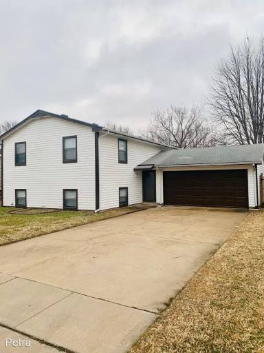 Main picture of 2813 W Savannah Ave