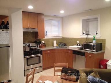 Main picture of 3709 N Wilton Ave
