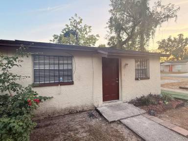 Main picture of 3811 N 54th St