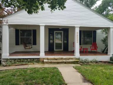 Main picture of 2615 W 47th Ter
