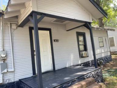 Main picture of 1203 N Martin Luther King Blvd