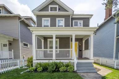 Main picture of 582 Gilbert St