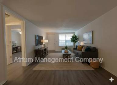 Main picture of 1295 N Holland Pkwy