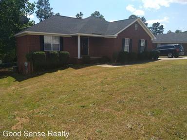 Main picture of 2512 Winterville Dr