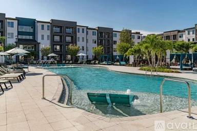 Main picture of Avli at Crosstown Center Apartments