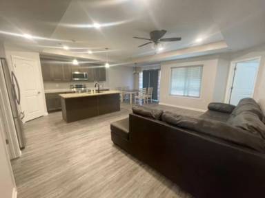 Main picture of 611 Wildoak Pl