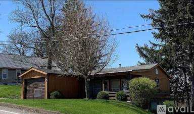 Main picture of 1418 Park View Rd