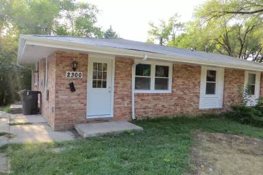 Main picture of 2300 SE 10th St