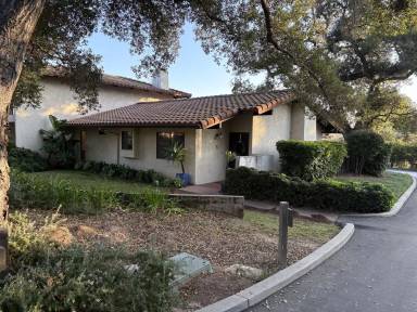Main picture of 410 Church Rd