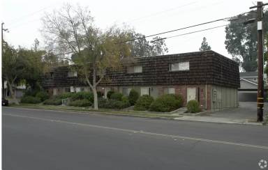 Main picture of 714 E Fountain Way